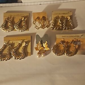 Earrings  gold tone 6 pair